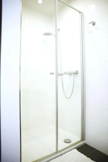 Apartament Modern & Bright 1Br Flat Luksemburg 0*,